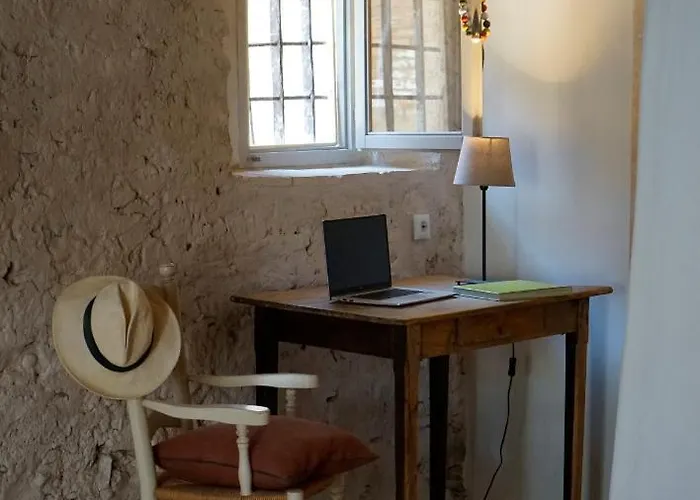 Tat, Loft In A Old Coach House Lejlighed