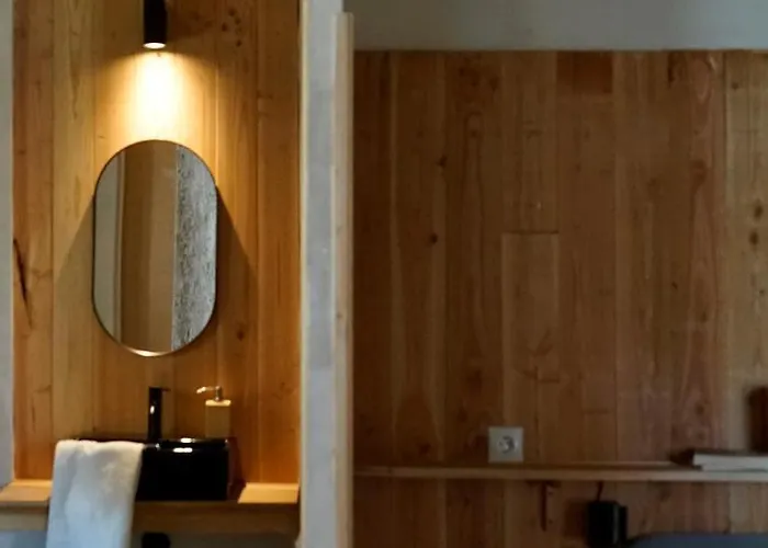 Lejlighed Tat, Loft In A Old Coach House Sant Jordi Desvalls