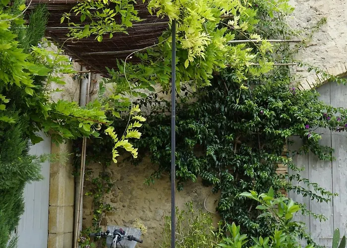 Tat, Loft In A Old Coach House