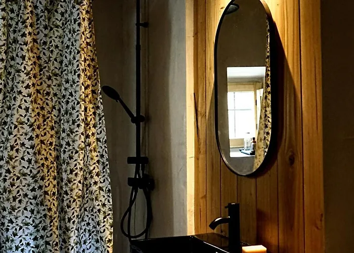 Tat, Loft In A Old Coach House Lejlighed